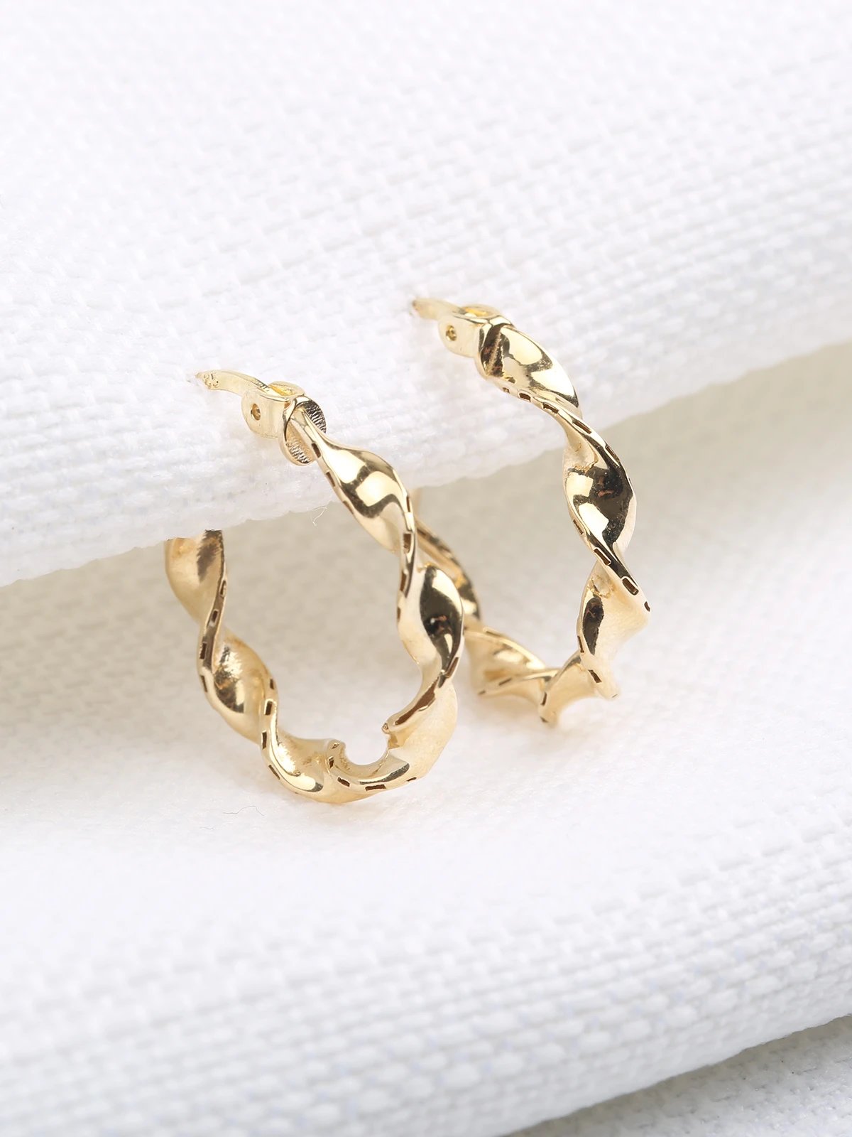 Devinim Altın Küpe