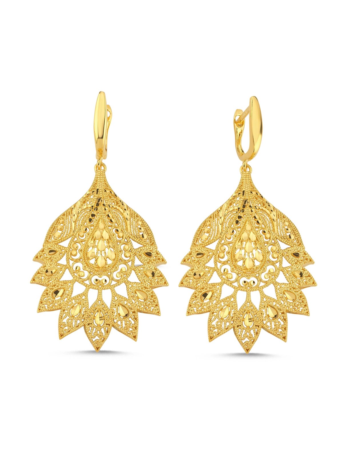 Kadim Doku Sallantılı Küpe