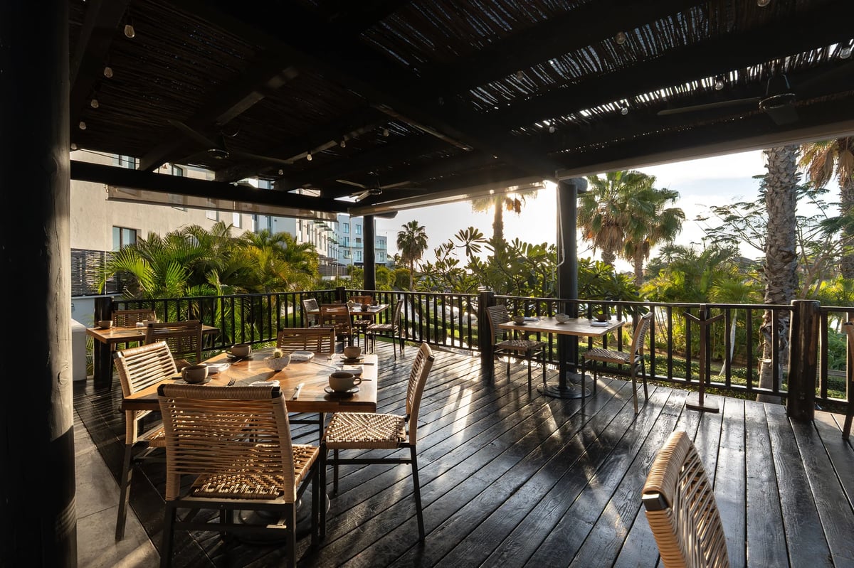 https://imagedelivery.net/jHDmI3UpXy0vHMoFeeZZfg/elganzo-amenity-food-drink-el-restaurante-ane02949/