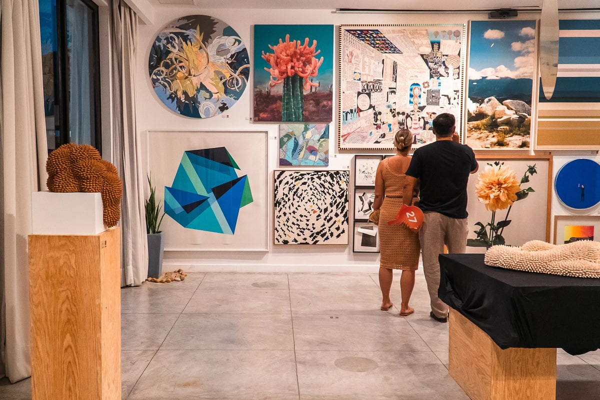 https://imagedelivery.net/jHDmI3UpXy0vHMoFeeZZfg/elganzo-amenity-gather-connect-la-galeria-ganzo-furia24-058/