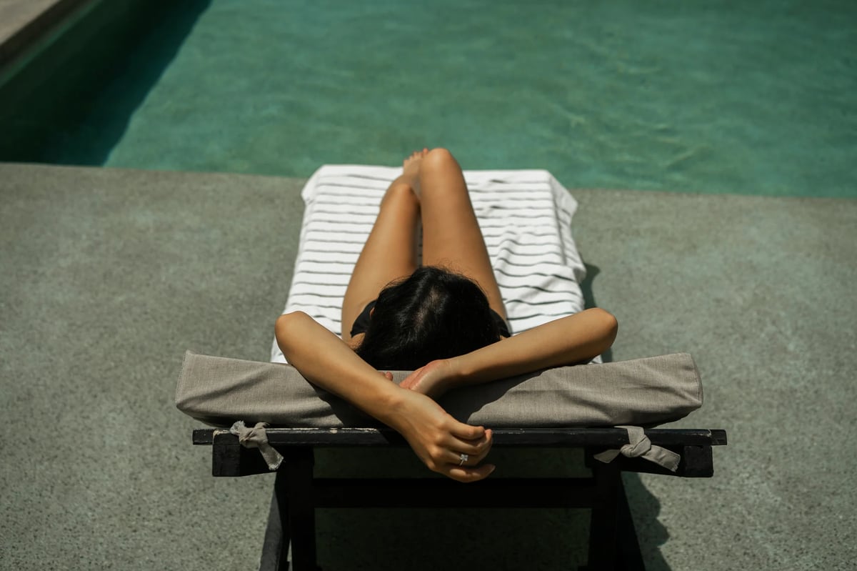 https://imagedelivery.net/jHDmI3UpXy0vHMoFeeZZfg/elganzo-amenity-water-open-skies-tranquility-pool-spa-126/