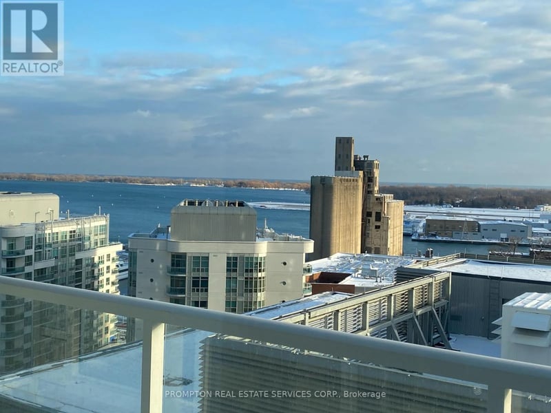 #1702 17 Bathurst Street, Toronto (Waterfront Communities), Ontario, M5V0N1, Toronto (Waterfront Communities), Ontario — photo 1 of 5