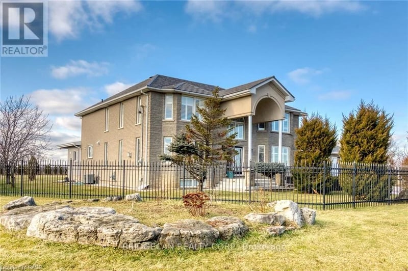 283 Second Road East, Hamilton, Ontario, L8J3J1, Hamilton, Ontario — photo 1 of 5