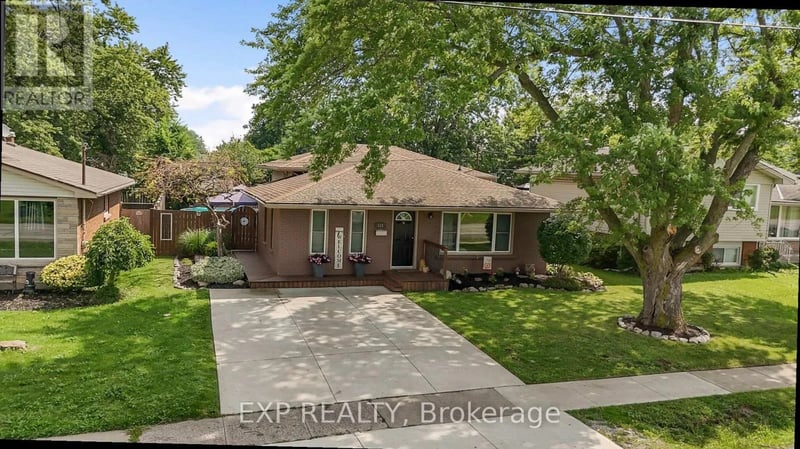111 Concession Road, Fort Erie (Central), Ontario, L2A4G7, Fort Erie (Central), Ontario — photo 1 of 5
