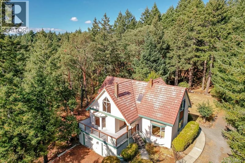 620 Tammy Place, Highlands, British Columbia, V9B5T9, Highlands, British Columbia — photo 1 of 5