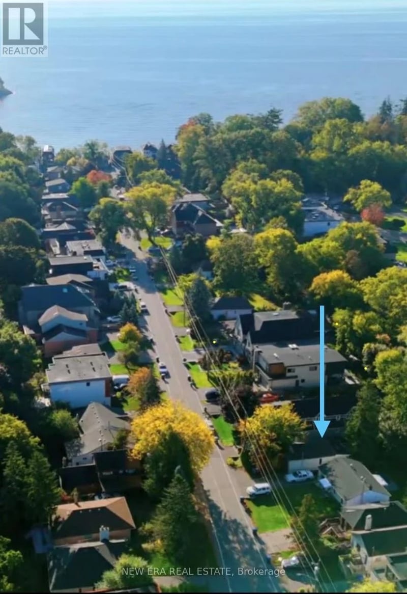 954 Beechwood Avenue, Mississauga (Port Credit), Ontario, L5G4E2, Mississauga (Port Credit), Ontario — photo 1 of 2