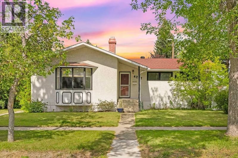 4207 Brisebois Drive Northwest, Calgary, Alberta, T2L2G1, Calgary, Alberta — photo 1 of 5