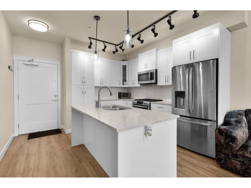 #612 11077 RAVINE Road, Surrey, British Columbia, V3T0R7, Surrey, British Columbia — photo 1 of 5