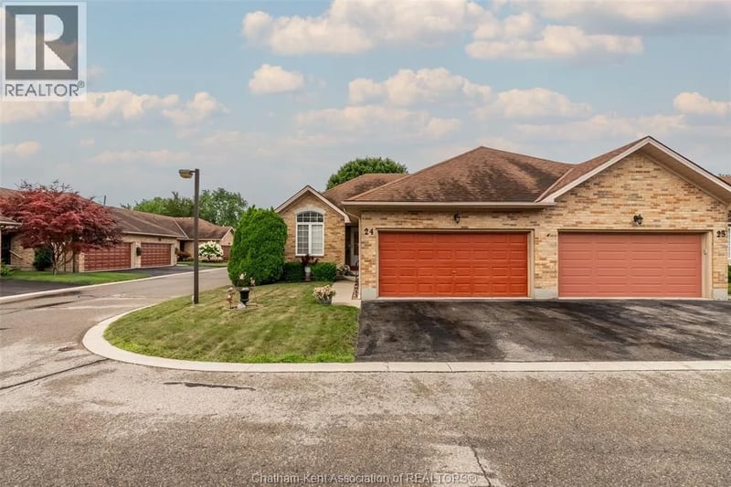 #24 154 Semenyn Avenue, Chatham, Ontario, N7L3S1, Chatham, Ontario — photo 1 of 5
