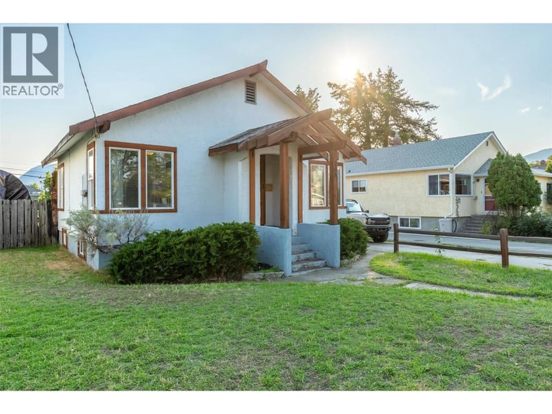 268 Conklin Avenue, Penticton, British Columbia, V2A2T2, Penticton, British Columbia — photo 1 of 5