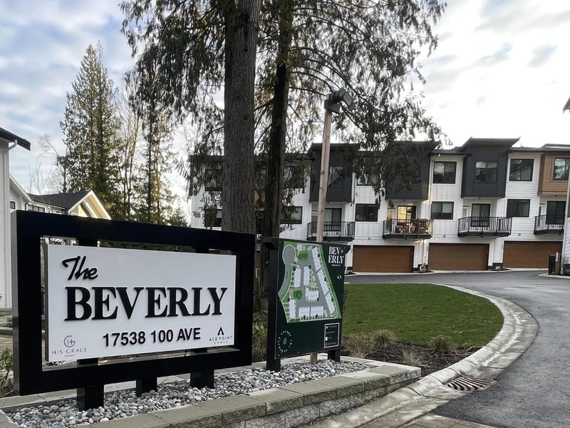 #13 17538 100 Avenue, Surrey, British Columbia, V4N5H1, Surrey, British Columbia — photo 1 of 5