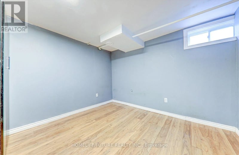 #Bsmt 97 Dunsfold Drive, Toronto (Malvern), Ontario, M1B1T5, Toronto (Malvern), Ontario — photo 1 of 5