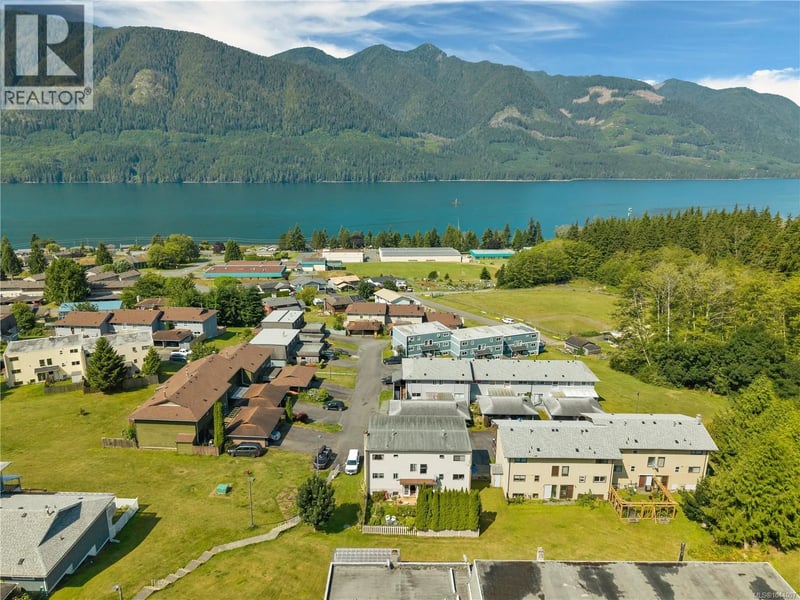 81 McKay Crescent, Port Alice, British Columbia, V0N2N0, Port Alice, British Columbia — photo 1 of 5