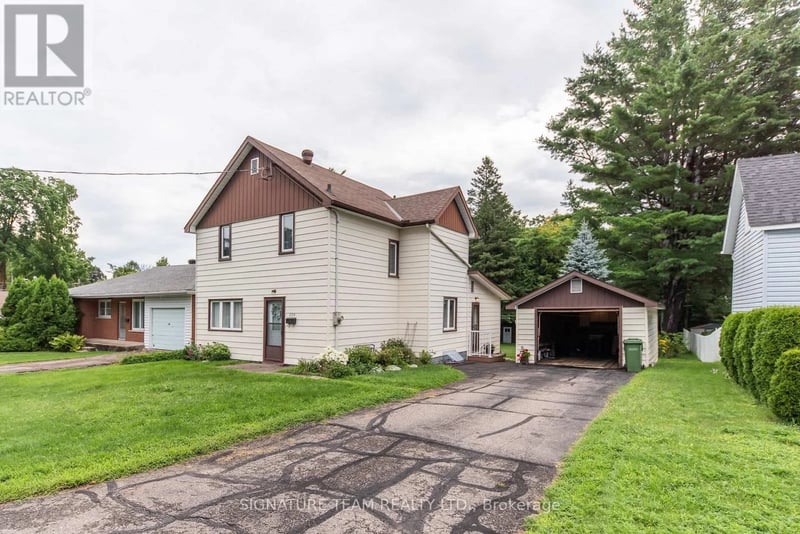 259 Peter Street, Pembroke, Ontario, K8A1R1, Pembroke, Ontario — photo 1 of 5