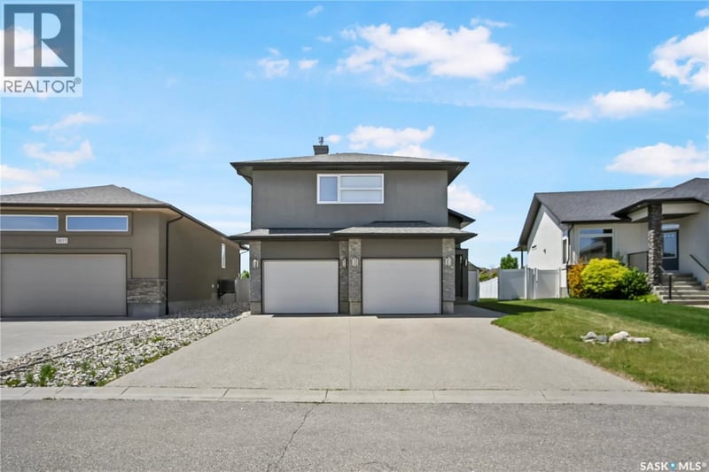 3821 GOLDFINCH WAY, Regina, Saskatchewan, S4V1S4, Regina, Saskatchewan — photo 1 of 5