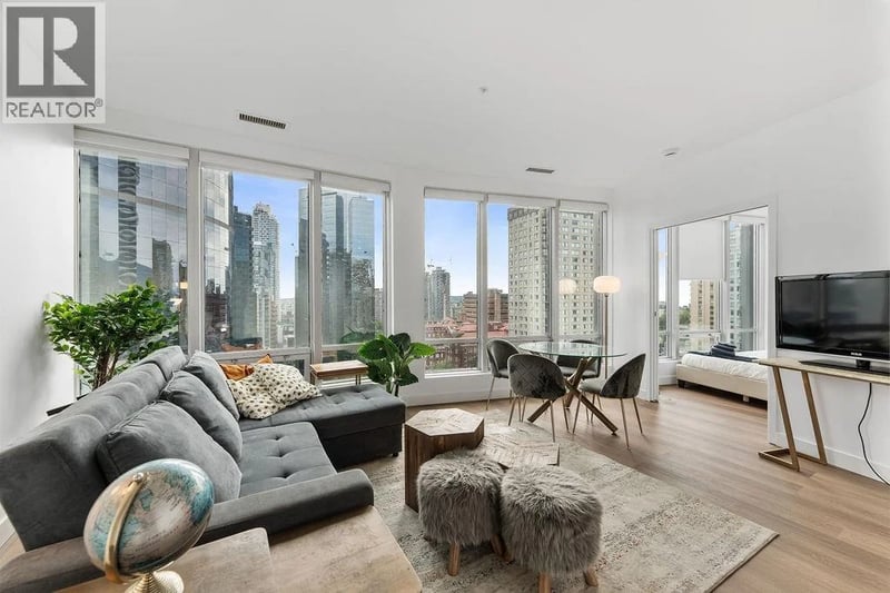 #1204 989 NELSON Street, Vancouver, British Columbia, V6Z2S1, Vancouver, British Columbia — photo 1 of 5