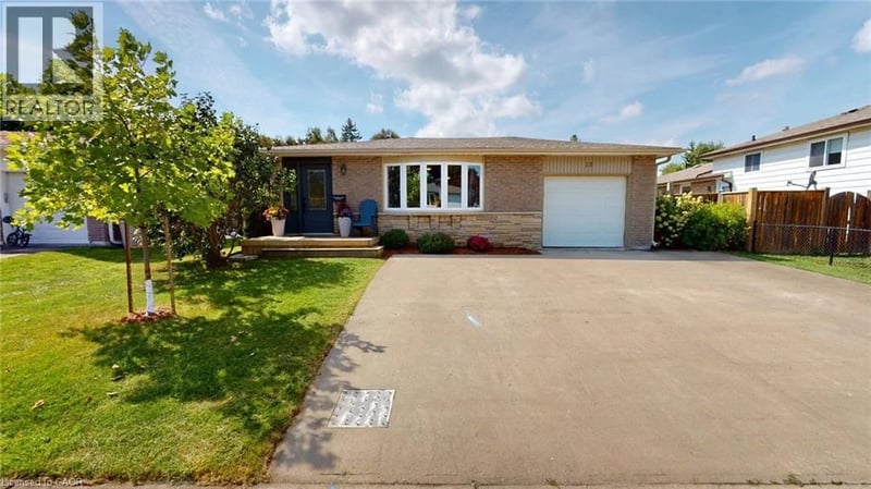 18 LARKSPUR Lane, Paris, Ontario, N3L3P1, Paris, Ontario — photo 1 of 5