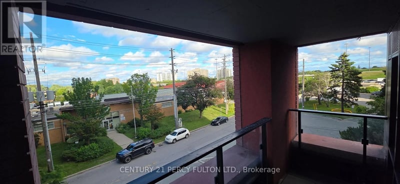 #309 8 Tippett Road, Toronto (Clanton Park), Ontario, M3H0E7, Toronto (Clanton Park), Ontario — photo 1 of 5