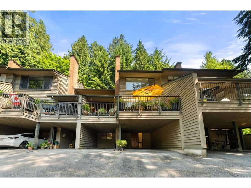 826 FREDERICK Road, North Vancouver, British Columbia, V7K2Y3, North Vancouver, British Columbia — photo 1 of 5