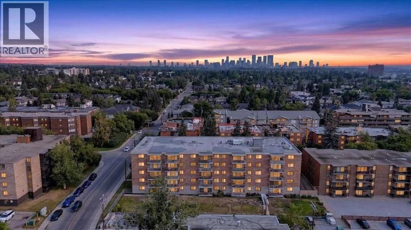 521 57 Avenue Southwest, Calgary, Alberta, T2V4N5, Calgary, Alberta — photo 1 of 5