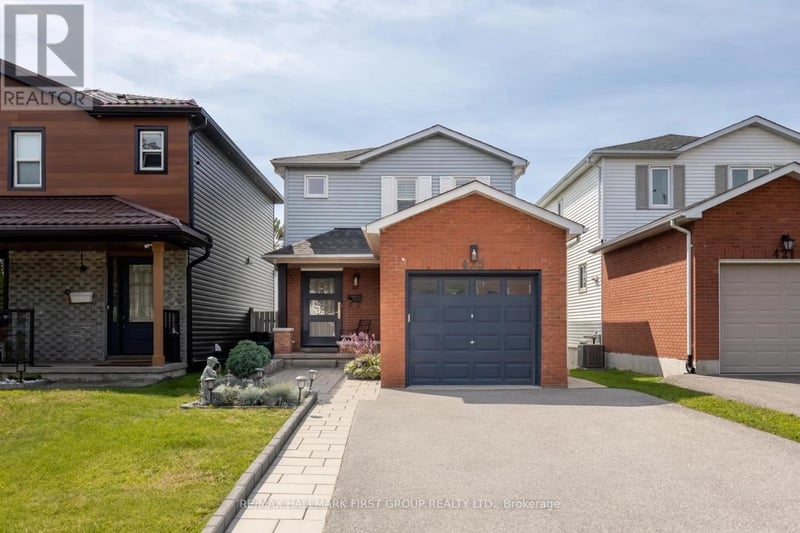 425 Cobblehill Drive, Oshawa (Pinecrest), Ontario, L1K1Y6, Oshawa (Pinecrest), Ontario — photo 1 of 5