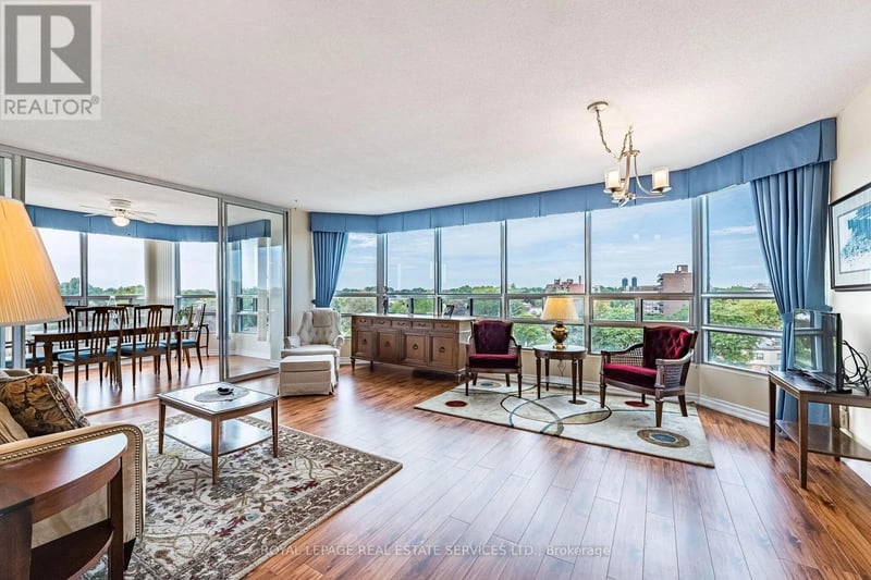 #609 310 Mill Street South, Brampton (Brampton South), Ontario, L6Y3B1, Brampton (Brampton South), Ontario — photo 1 of 5