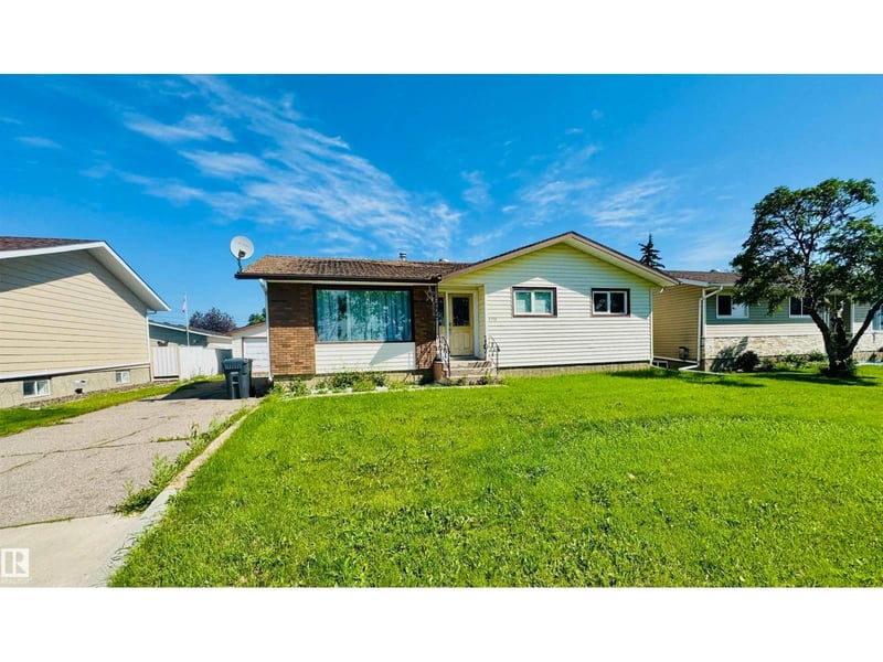 4210 48 AV, St. Paul Town, Alberta, T0A3A3, St. Paul Town, Alberta — photo 1 of 5
