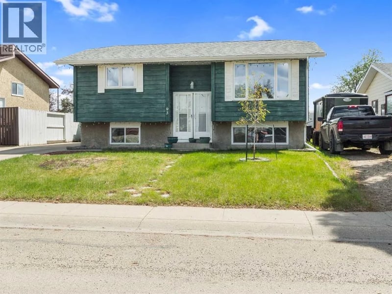 93 Crawford Street, Red Deer, Alberta, T4P2G4, Red Deer, Alberta — photo 1 of 5