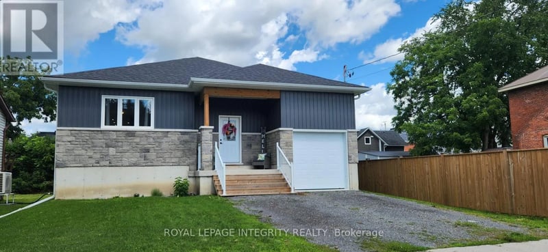 6 Union Street, Lansdowne Village, Ontario, K0E1L0, Lansdowne Village, Ontario — photo 1 of 5