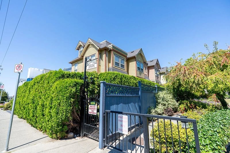 #4 15151 BUENA VISTA Avenue, White Rock, British Columbia, V4B1Y2, White Rock, British Columbia — photo 1 of 5