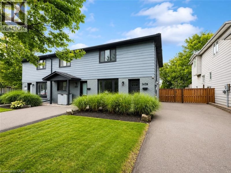1439 LEIGHLAND Road, Burlington, Ontario, L7R3S6, Burlington, Ontario — photo 1 of 5