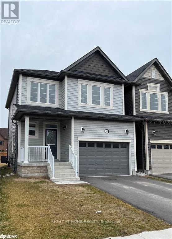 57 BANK Street, Essa (Angus), Ontario, L3W0M5, Essa (Angus), Ontario — photo 1 of 5