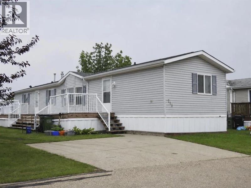 218 Oak Wood Drive Northwest, Edmonton, Alberta, T6P0A4, Edmonton, Alberta — photo 1 of 5