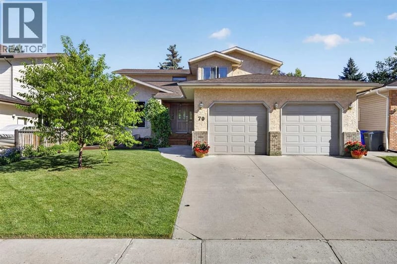 70 Balsam Crescent, Olds, Alberta, T4H1L1, Olds, Alberta — photo 1 of 5