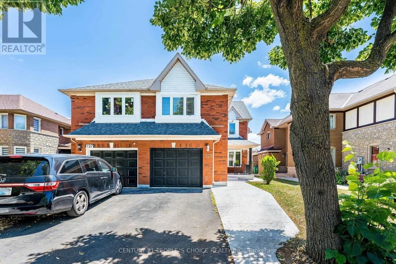 125 Rainforest Drive, Brampton (Sandringham-Wellington), Ontario, L6R1A3, Brampton (Sandringham-Wellington), Ontario — photo 1 of 5