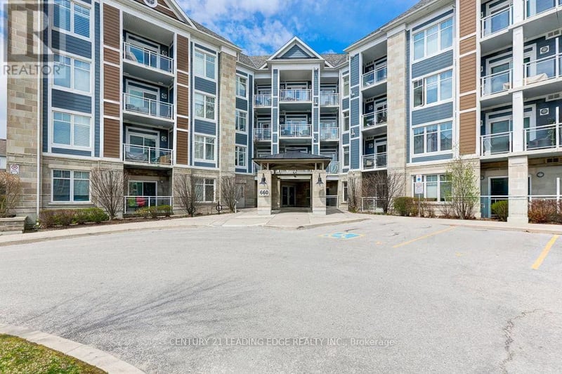 #209 660 Gordon Street, Whitby (Port Whitby), Ontario, L1N9X4, Whitby (Port Whitby), Ontario — photo 1 of 5