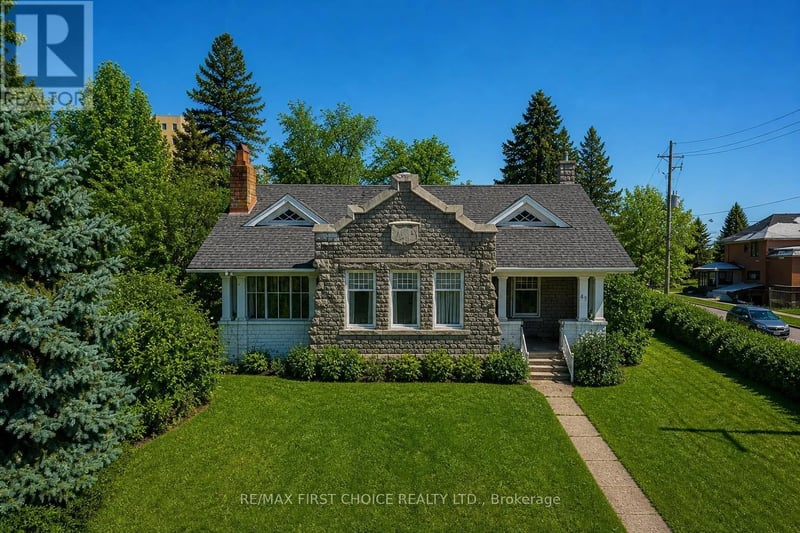 43 Summit Avenue, Thunder Bay (Mariday Heights), Ontario, P7B3N7, Thunder Bay (Mariday Heights), Ontario — photo 1 of 5