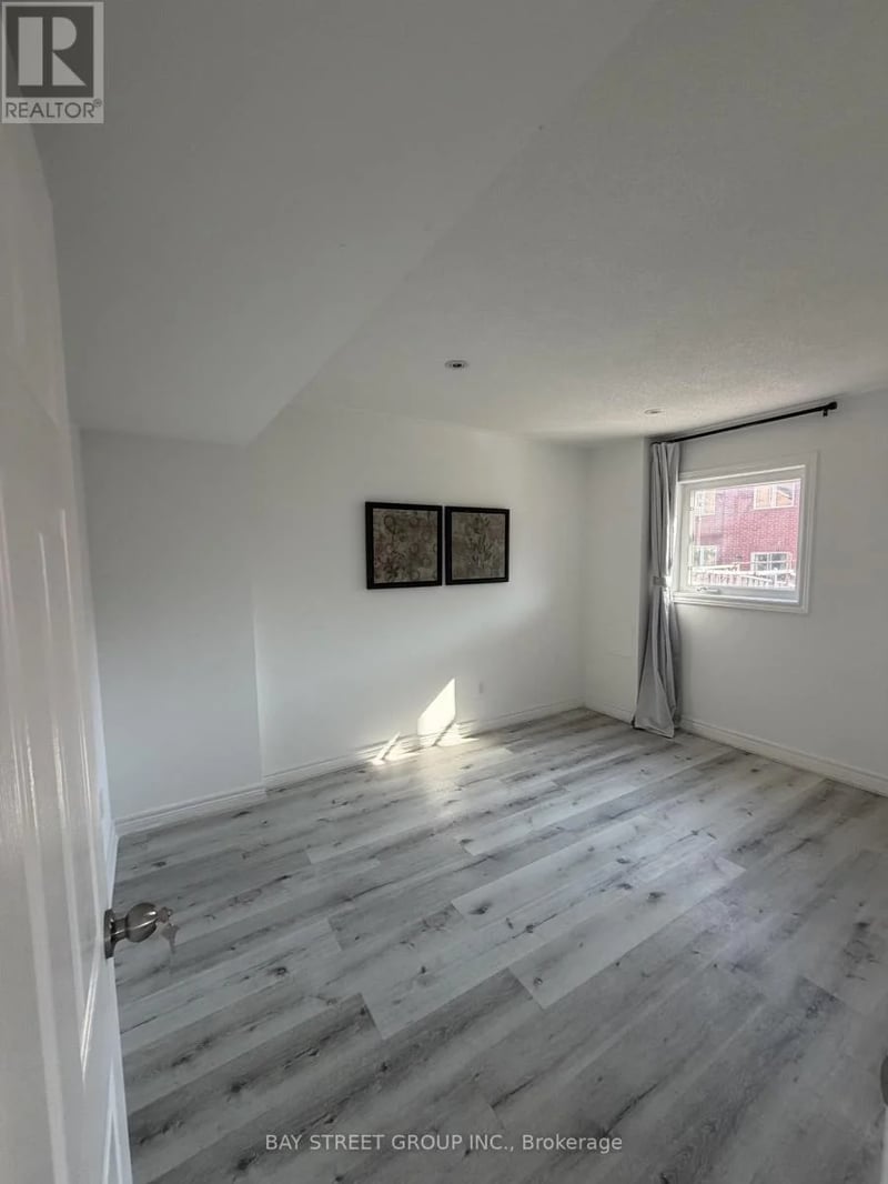 196 Colesbrook Road, Richmond Hill (Westbrook), Ontario, L4S0C2, Richmond Hill (Westbrook), Ontario — photo 1 of 5