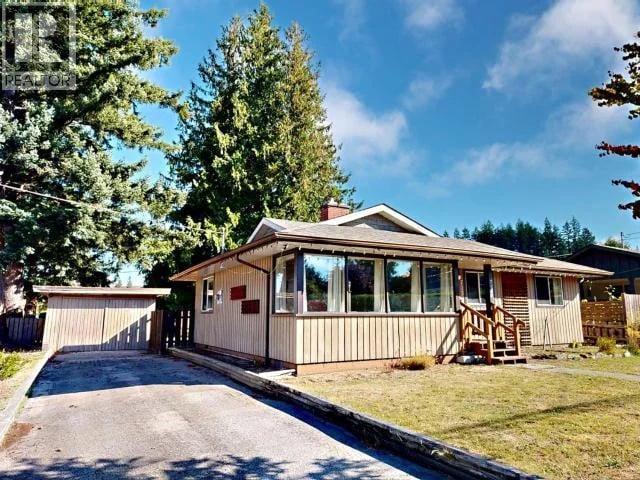 7139 BARNET STREET, Powell River, British Columbia, V8A1Z9, Powell River, British Columbia — photo 1 of 5