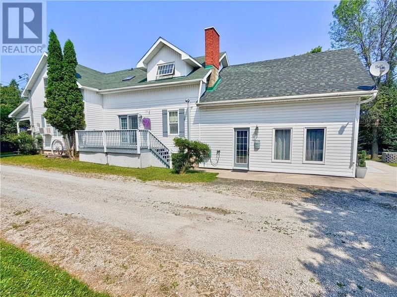 24 Gore Street, Gore Bay, Manitoulin Island, Ontario, P0P1H0, Gore Bay, Manitoulin Island, Ontario — photo 1 of 5