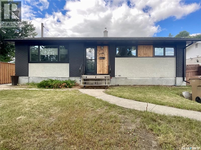 68 Cameron CRESCENT, Regina, Saskatchewan, S4S2X2, Regina, Saskatchewan — photo 1 of 5