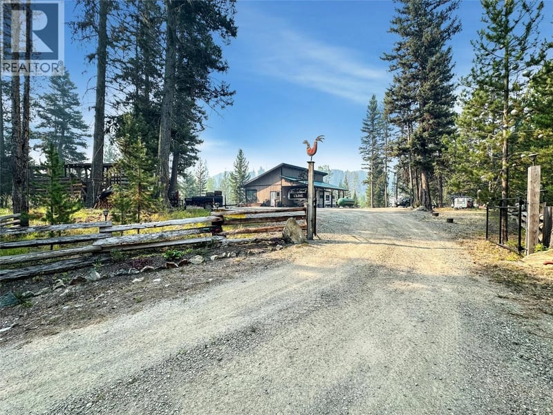 2 Chicken Alley, Princeton, British Columbia, V0X1W0, Princeton, British Columbia — photo 1 of 5