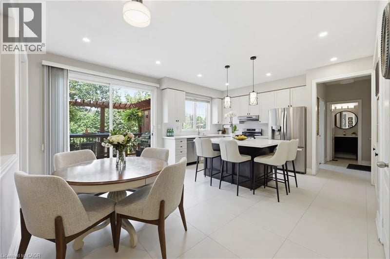 2295 GLAZEBROOK Circle, Oakville, Ontario, L6M5B5, Oakville, Ontario — photo 1 of 5