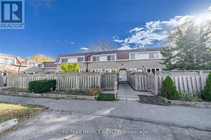 #28 33 Taunton Road East, Oshawa (Centennial), Ontario, L1G3T6, Oshawa (Centennial), Ontario — photo 1 of 5