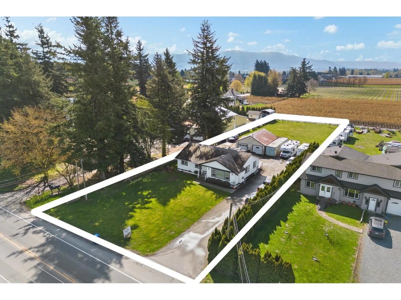 33120 HUNTINGDON Road, Abbotsford, British Columbia, V2S7Z3, Abbotsford, British Columbia — photo 1 of 5
