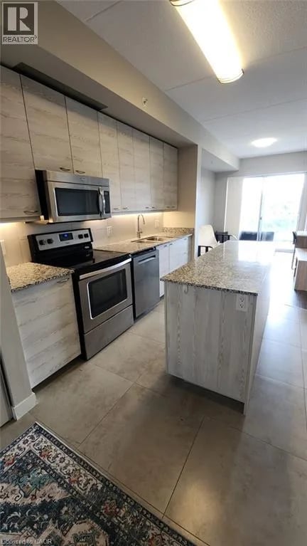 #418 280 LESTER Street, Waterloo, Ontario, N2L3W5, Waterloo, Ontario — photo 1 of 5