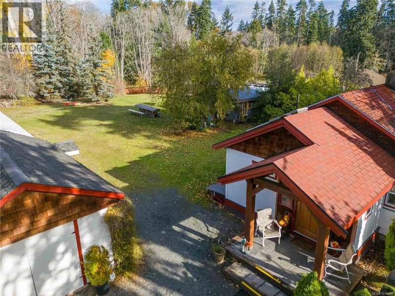 681 Turner Road, Parksville, British Columbia, V9P1T7, Parksville, British Columbia — photo 1 of 5