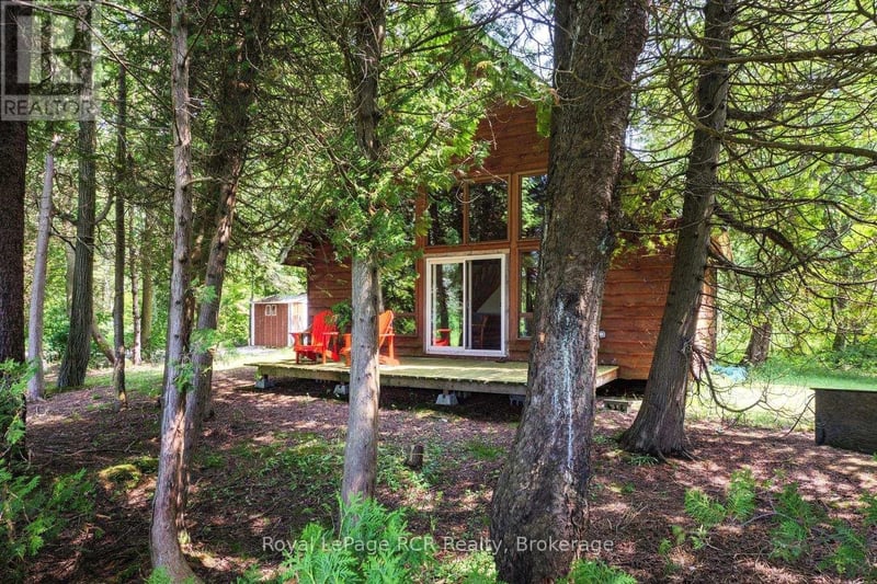 16 Youngs Drive, South Bruce Peninsula, Ontario, N0H1X0, South Bruce Peninsula, Ontario — photo 1 of 5