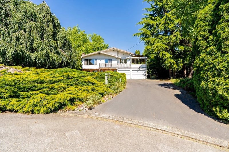 5462 BAKERVIEW Drive, Surrey, British Columbia, V3S1A5, Surrey, British Columbia — photo 1 of 5