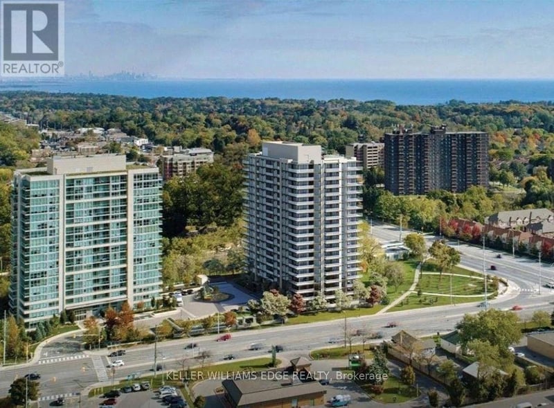 #208 1035 Southdown Road, Mississauga (Clarkson), Ontario, L5J0A2, Mississauga (Clarkson), Ontario — photo 1 of 5